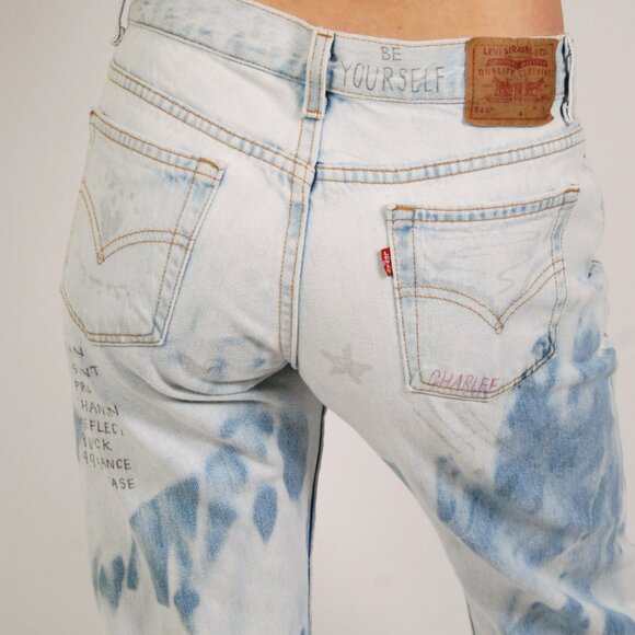 Vintage 90s Levis Hand Drawn Jeans (7) light wash acid wash diy distressed 522 - Picture 8 of 10